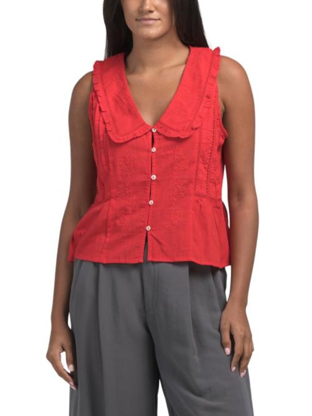 ♥️ JENNIFER & GRACE Sleeveless Embroidered Blouse